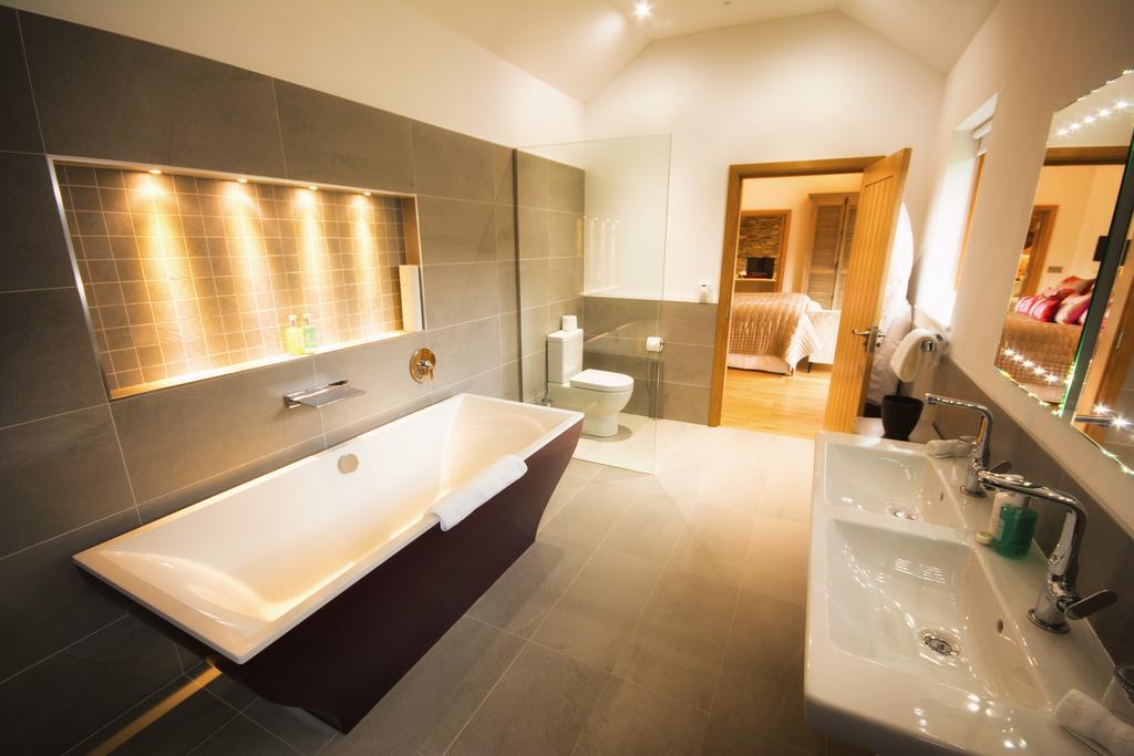 Ynyshir Restaurant And Rooms Макънтлет Екстериор снимка